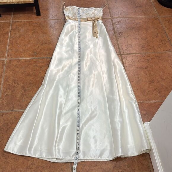 Jessica McClintock Gunne Sax Strapless Embroidered Gold Lace Satin Maxi Dress 1 - Picture 12 of 12